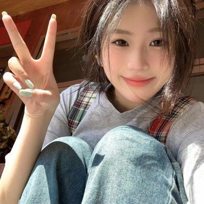 玉米上的麻雀